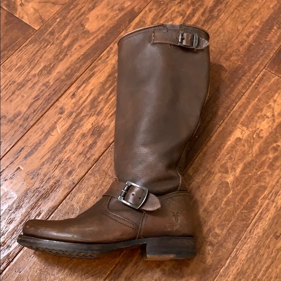 Authentic Veronica slouch Frye boots - Picture 2 of 3